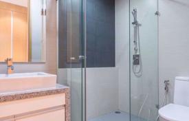 3-dormitorio apartamentos en condominio en Khlong Toei, Tailandia. $4 100  por semana