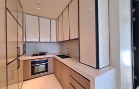 2-dormitorio apartamentos en condominio en Khlong Toei, Tailandia. $2 700  por semana