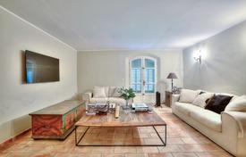 10 dormitorio villa en Mougins, Francia. 13 000 €  por semana