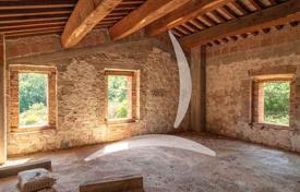 6 dormitorio villa 410 m² en Siena, Italia. 790 000 €