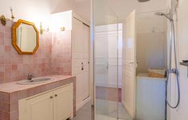 4 dormitorio piso en Aix-en-Provence, Francia. 795 000 €