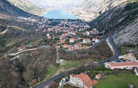 Terreno en Kotor city, Montenegro. 2 640 000 €