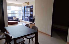 2-dormitorio apartamentos en condominio en Khlong Toei, Tailandia. $358 000