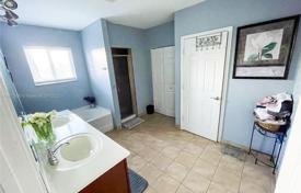 5 dormitorio casa de pueblo 315 m² en Homestead, Estados Unidos. $575 000