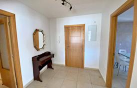 6 dormitorio piso 178 m² en Nueva Andalucia, España. 450 000 €