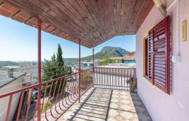 4 dormitorio chalet 150 m² en Sutomore, Montenegro. 105 000 €