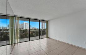 2-dormitorio apartamentos en condominio 99 m² en Aventura, Estados Unidos. $370 000