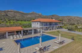 8 dormitorio villa 360 m² en Peloponeso, Grecia. 1 200 000 €