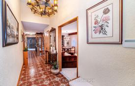 12 dormitorio casa de pueblo en Etobicoke, Canadá. C$2 588 000