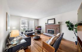10 dormitorio casa de pueblo en Scarborough, Canadá. C$1 833 000