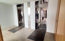 3-dormitorio apartamentos en condominio en Sathon, Tailandia. $3 700  por semana