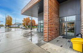 5 dormitorio piso en Etobicoke, Canadá. C$892 000