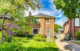 Casa de pueblo – Etobicoke, Toronto, Ontario,  Canadá. C$2 195 000