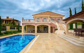 6 dormitorio villa 680 m² en Aphrodite Hills, Chipre. 4 750 000 €