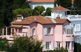 5 dormitorio villa en Villefranche-sur-Mer, Francia. 15 700 €  por semana