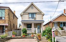 3 dormitorio casa de pueblo en York, Canadá. C$1 005 000