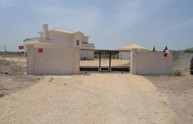 4 dormitorio villa 225 m² en Pinoso, España. 505 000 €