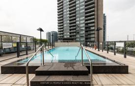 6 dormitorio piso en Etobicoke, Canadá. C$1 000 000