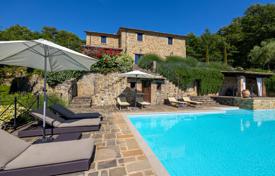 13 dormitorio finca rústica 332 m² en Castiglion Fiorentino, Italia. 1 595 000 €