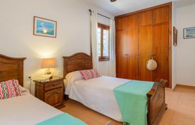 Villa – Ibiza, Islas Baleares, España. 3 600 €  por semana