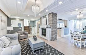 Casa de pueblo – Scarborough, Toronto, Ontario,  Canadá. C$1 469 000