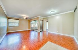 2-dormitorio apartamentos en condominio 82 m² en Pembroke Pines, Estados Unidos. $339 000
