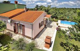 2 dormitorio casa de pueblo 100 m² en Žminj, Croacia. 330 000 €