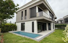 6 dormitorio villa en Döşemealtı, Turquía. 53 240 000 TRY
