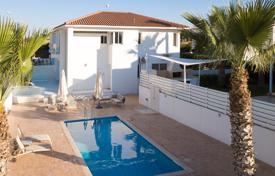 4 dormitorio villa 175 m² en Pernera, Chipre. 750 000 €