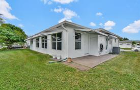 2 dormitorio casa de pueblo 180 m² en Margate, Estados Unidos. $330 000