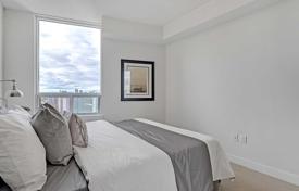 2 dormitorio piso en Yonge Street, Canadá. C$769 000