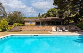 6 dormitorio casa de pueblo 1550 m² en Sant Andreu de Llavaneres, España. 2 500 000 €