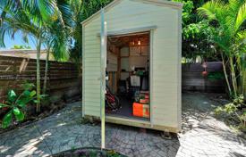 Casa de pueblo – Miami, Florida, Estados Unidos. $1 050 000