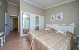 3 dormitorio chalet 220 m² en Castro Marim, Portugal. 465 000 €