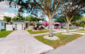 2 dormitorio casa de pueblo 162 m² en Miami, Estados Unidos. $865 000