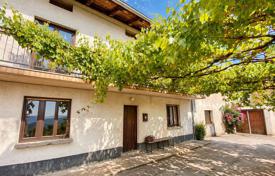 3 dormitorio chalet 291 m² en Ajdovscina, Eslovenia. 149 000 €
