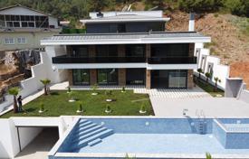 Villa – Tepe, Antalya, Turquía. $3 089 000