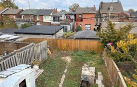 4 dormitorio casa de pueblo en York, Canadá. C$1 605 000