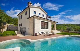 4 dormitorio casa de pueblo 230 m² en Rabac, Croacia. 1 025 000 €