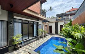 3 dormitorio villa 160 m² en Kerobokan, Indonesia. $305 000
