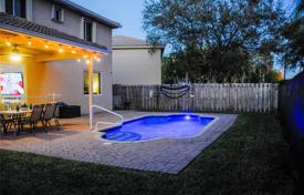 Casa de pueblo – Coconut Creek, Florida, Estados Unidos. $660 000