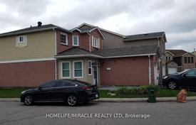 Casa de pueblo – Scarborough, Toronto, Ontario,  Canadá. C$1 412 000