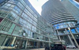 Piso – Dan Leckie Way, Old Toronto, Toronto,  Ontario,   Canadá. C$723 000