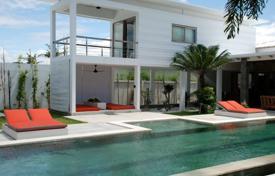 4 dormitorio villa 450 m² en Canggu, Indonesia. $3 900  por semana
