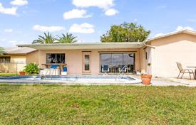 Casa de pueblo – Sunrise, Florida, Estados Unidos. $565 000