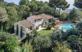 5 dormitorio villa 430 m² en Mougins, Francia. 3 290 000 €