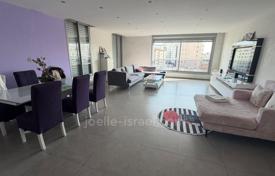 4 dormitorio piso 147 m² en Netanya, Israel. $878 000