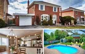 Casa de pueblo – Scarborough, Toronto, Ontario,  Canadá. C$1 163 000