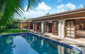 Villa – Key Biscayne, Florida, Estados Unidos. 1 820 000 €