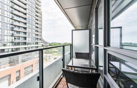 2 dormitorio piso en Lake Shore Boulevard West, Canadá. C$891 000